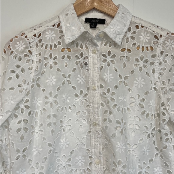 NEW J. Crew Eyelet Lace Button Down Shirt in White Size 2 - Picture 2 of 11